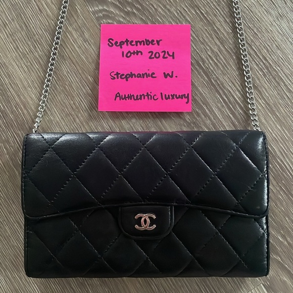 Authentic Black Lambskin Chanel Wallet Made in Italy - Picture 2 of 16
